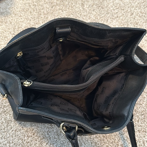 Michael Kors Black Leather Hamilton Tote - Picture 4 of 4